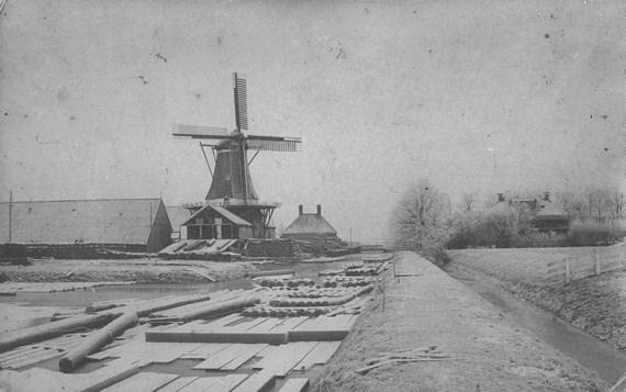 1, Molen 04425 g De Twee Gebroeders / Molen van Van Houten (Groningen), Fotograaf onbekend (coll. H. v.d. Woude) | Database Nederlandse molens media-bestand