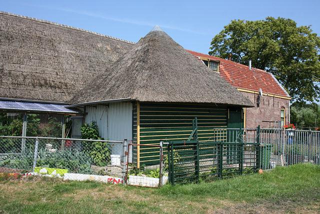 2, Molen 12827 (karnmolen) (Weipoort), Foto Ronald Bakker, opname 11 juli 2015 | Database Nederlandse molens media-bestand