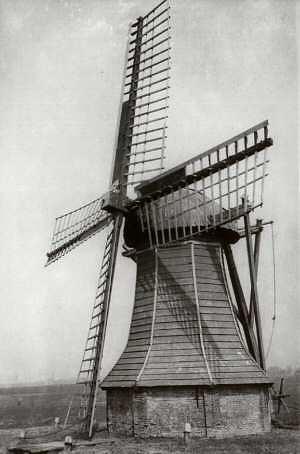 Molen 02940 Polder 368, Molen van Bokma (Wommels), Foto: n.n. (St. Lev. Molens/ Utskoat 120 & 133) | Database Nederlandse molens media-bestand