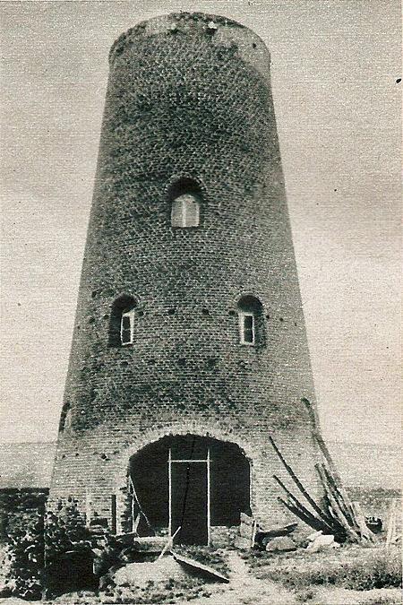 4, Molen 02779 Molen van Smeets (Weert), Krantenfoto uit Ons Zuiden dd 29 juli 1932, coll. Frans Weemaes | Database Nederlandse molens media-bestand