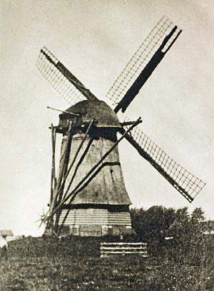 Molen 00851 b Wilmkebreek, 't Haasje (Amsterdam-Noord), Foto: Henrich Redinus (coll. H. Noot) | Database Nederlandse molens media-bestand
