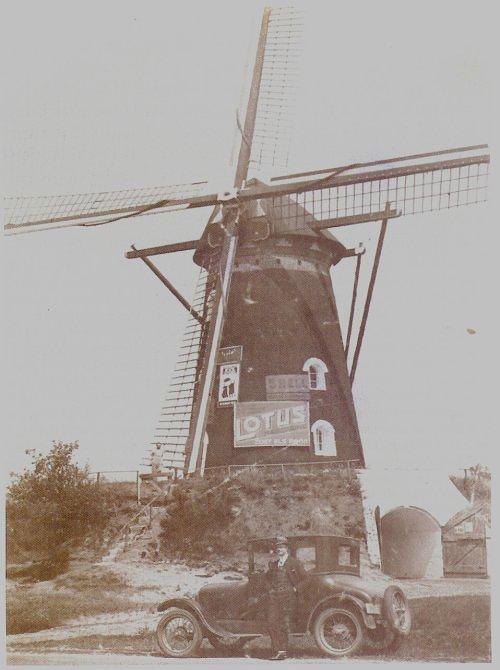 Molen 06489 a De Oude Steenen Molen (Heijen), Foto: n.n., collectie Harry Kaak | Database Nederlandse molens media-bestand