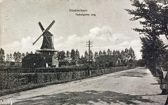 2, Molen 03123 b Molen van Sagleven (Doetinchem), Ansichtkaart coll. P. v.d. Berg | Database Nederlandse molens media-bestand