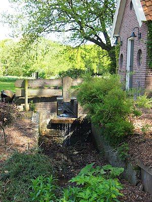 Molen 10568 Groevenbeekse Molen (Ermelo), Foto: MHO, 15 mei 2015 | Database Nederlandse molens media-bestand