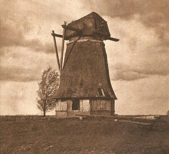 1, Molen 01254 Waterschap De Pieper / Nieuwe en Venerite-Pijperpolder, Piepermolen (Genemuiden), coll. F. Weemaes, 'van Eigen Erf, Panorama ons land, 31 oktober 1935 | Database Nederlandse molens media-bestand