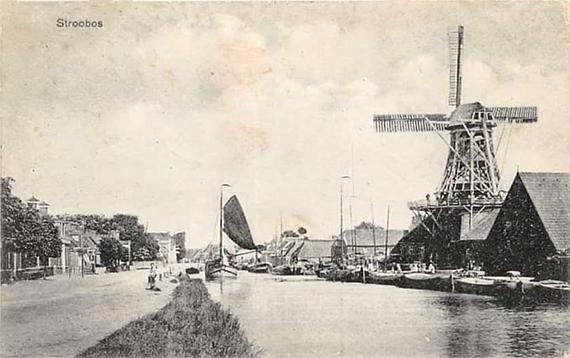3, Molen 03237 b Molen van Berghuis (oliemolen) (Gerkesklooster-Stroobos/ Gerkeskleaster-Strobos), . | Database Nederlandse molens media-bestand