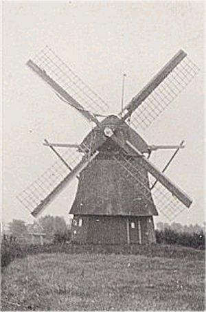 Molen 00009 Rottepolder (2e) (Haarlemmerliede), Detail van onderstaande foto | Database Nederlandse molens media-bestand