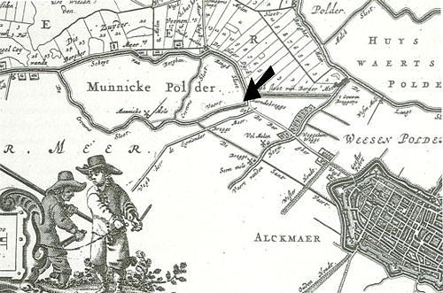 2, Molen 06975 Munniken-, Raven- en Robonsbospolder, Robonsbosmolen (1e) (Alkmaar), Fragment van een kaart (ca. 1660) met rechts Alkmaar (pijl = 1e locatie) | Database Nederlandse molens media-bestand