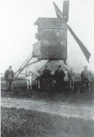 Molen 07298 Molen van Van den Brekel (Pey), Foto: Echt in oude ansichten nr 75, Zaltbommel 1970 | Database Nederlandse molens media-bestand