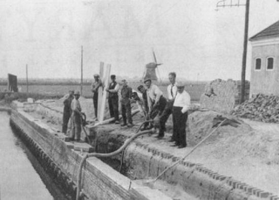 1, Molen 02893 Polder 19 (Idskenhuizen/ Jiskenhuzen), Foto: coll. D. Bunskoeke | Database Nederlandse molens media-bestand
