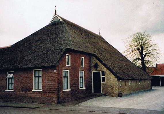 1, Molen 12785 (karnmolen) (Eestrum/ Jistrum), Foto: 4 mei 1994, coll. N. Scholten Ballast | Database Nederlandse molens media-bestand