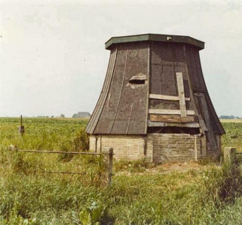 2, Molen 06437 n Polder 9 (Oudebildtzijl/ Ouwe-Syl), Foto van 24 juli 1978 (coll. Tresoar) | Database Nederlandse molens media-bestand