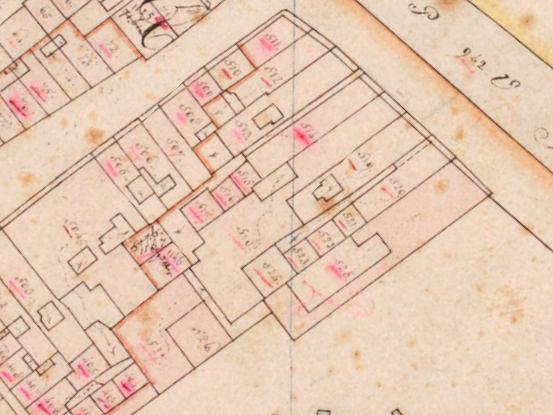 1, Molen 12656 Tras- en schulpzandmolen van Dirk Lammers (Den Haag), Detail kadasterkaart 1832 met het langerekte perceel H 518 | Database Nederlandse molens media-bestand