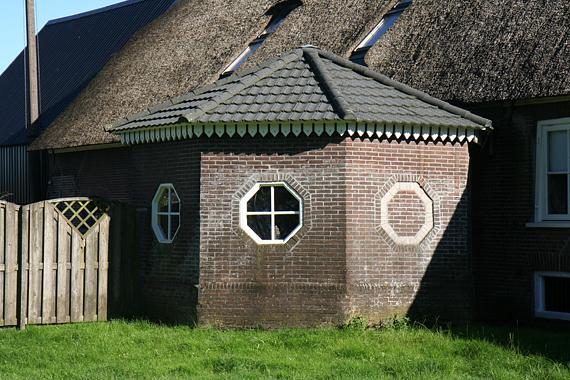 1, Molen 16038 (karnmolen) (Bodegraven), Foto: Ronald Bakker, opn. 6 aug. 2016 | Database Nederlandse molens media-bestand