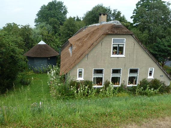 4, Molen 16086 (karnmolen) (Lekkerkerk), Foto: T. Slings, opn 26-7-2013 | Database Nederlandse molens media-bestand