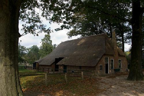 3, Molen 11828 (karnmolen) (Sint Jansklooster), Foto (in het NOM): Irmo Snoek, 4 okt. 2011 | Database Nederlandse molens media-bestand
